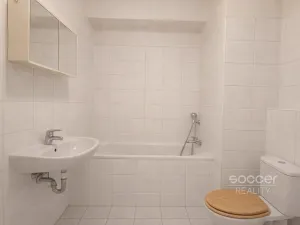 Pronájem bytu 1+kk, Praha - Smíchov, Randova, 40 m2