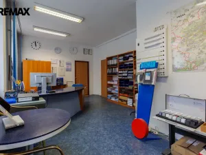 Prodej výrobních prostor, Karlovy Vary - Rybáře, Sokolovská, 2017 m2