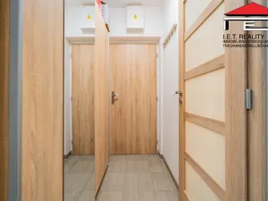 Pronájem bytu 1+1, Mělník, Pod Vrchem, 31 m2