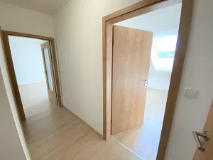 Pronájem bytu 4+kk, Jinačovice, 92 m2