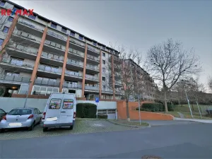 Pronájem garážového stání, Praha - Dejvice, Lindleyova, 16 m2