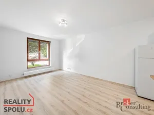 Pronájem bytu 2+kk, Hostivice, Čsl. armády, 42 m2