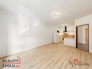Pronájem bytu 2+kk, Hostivice, Čsl. armády, 42 m2