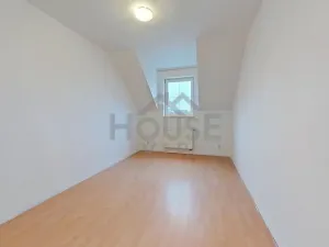 Prodej rodinného domu, Holubice, 158 m2