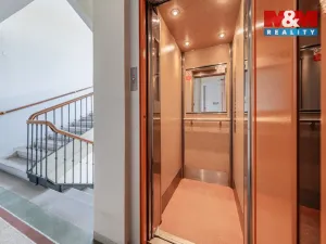 Prodej bytu 3+1, Praha - Malá Strana, Újezd, 103 m2