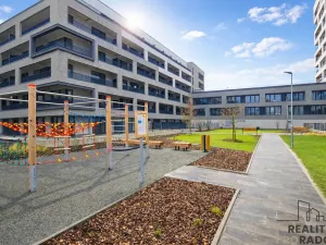 Pronájem bytu 1+kk, Praha - Hloubětín, Poděbradská, 32 m2