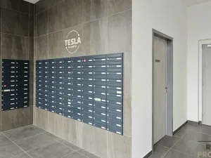 Pronájem bytu 1+kk, Praha - Hloubětín, Poděbradská, 32 m2