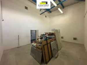 Pronájem obchodního prostoru, Nupaky, Komerční, 449 m2