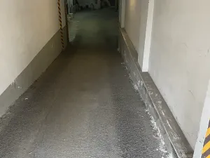 Pronájem garážového stání, Praha - Žižkov, Lupáčova, 18 m2