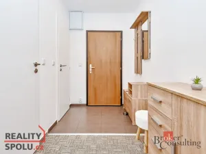 Pronájem bytu 2+kk, Praha - Bohnice, Poznaňská, 43 m2