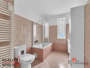 Pronájem bytu 2+kk, Hradec Králové - Kukleny, Pražská třída, 52 m2