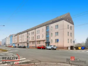 Pronájem bytu 2+kk, Hradec Králové - Kukleny, Pražská třída, 52 m2