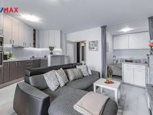 Prodej bytu 1+kk, Praha - Letňany, Miroslava Hajna, 48 m2