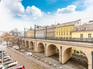 Prodej bytu 1+1, Praha - Karlín, Prvního pluku, 38 m2