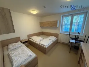 Prodej ubytování, Otrokovice, Objízdná, 3641 m2