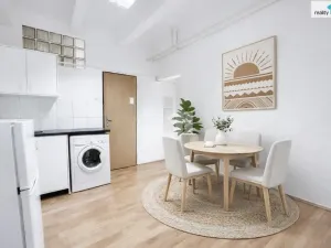 Prodej komerční nemovitosti, Praha - Vršovice, Gruzínská, 24 m2