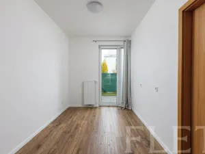 Pronájem bytu 2+kk, Praha - Letňany, Nepomuckých, 34 m2