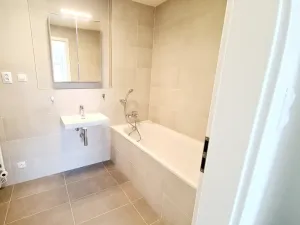 Pronájem bytu 2+kk, Praha - Dolní Chabry, Do rybníčků, 74 m2