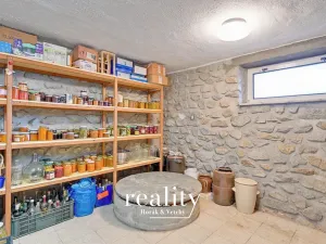 Prodej rodinného domu, Hodonice, 480 m2