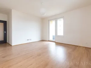 Pronájem bytu 2+kk, Praha - Vysočany, Svatošových, 58 m2