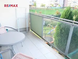 Pronájem bytu 1+kk, Praha - Hloubětín, Nepelova, 30 m2