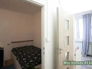 Prodej bytu 3+kk, Praha - Kamýk, Cholupická, 46 m2