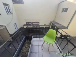 Pronájem bytu 4+kk, Praha - Karlín, Křižíkova, 74 m2