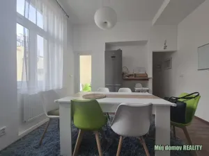 Pronájem bytu 4+kk, Praha - Karlín, Křižíkova, 74 m2