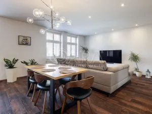 Prodej rodinného domu, Slaný, Vepřkova, 440 m2