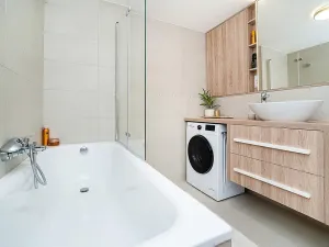 Pronájem bytu 1+kk, Praha - Hodkovičky, Šenácká, 60 m2