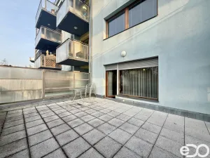 Pronájem bytu 1+kk, Praha, Tibetská, 34 m2