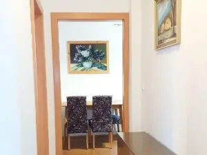 Pronájem bytu 2+1, Praha - Dejvice, Na Šťáhlavce, 61 m2