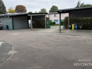 Pronájem komerční nemovitosti, Hradec Králové, Zemědělská, 695 m2