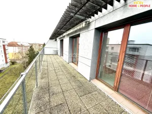 Pronájem bytu 2+kk, Plzeň - Jižní Předměstí, Majerova, 61 m2