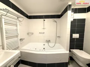 Pronájem bytu 2+kk, Plzeň - Jižní Předměstí, Majerova, 61 m2