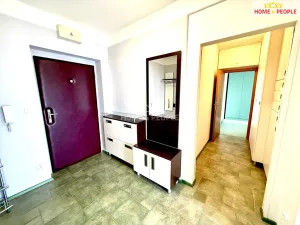 Pronájem bytu 2+kk, Plzeň - Jižní Předměstí, Majerova, 61 m2