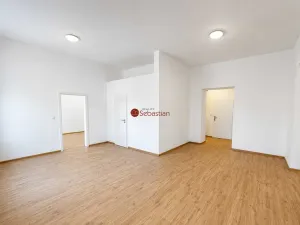 Pronájem bytu 3+kk, Pardubice - Zelené Předměstí, třída Míru, 71 m2