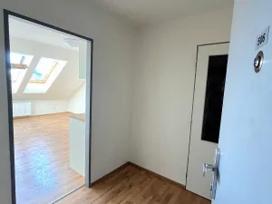 Pronájem bytu 1+kk, Brno, Vlhká, 31 m2