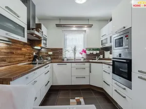 Prodej rodinného domu, Pomezí nad Ohří, Tůně, 115 m2