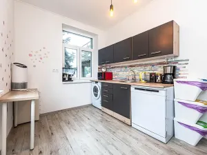 Pronájem komerční nemovitosti, Praha - Štěrboholy, Ústřední, 280 m2