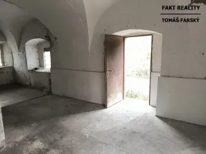 Pronájem garáže, Býčkovice, 100 m2