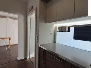 Prodej bytu 2+kk, Pardubice, nábřeží Závodu míru, 42 m2