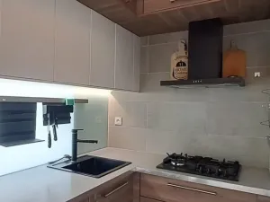 Prodej bytu 2+kk, Pardubice, nábřeží Závodu míru, 42 m2