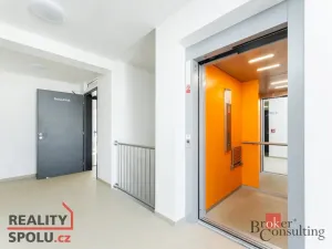 Pronájem bytu 1+kk, Hořovice, Pšeničná, 31 m2