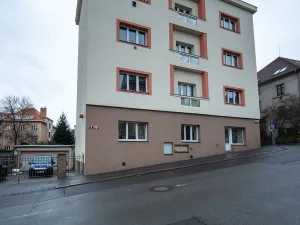 Prodej bytu 2+1, Praha, Na Jezerce, 66 m2