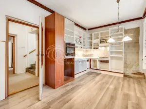 Prodej rodinného domu, Průhonice, Školní, 200 m2