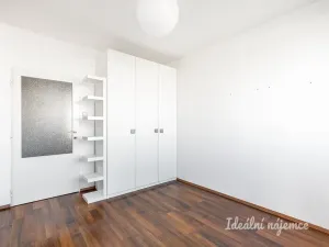Pronájem bytu 4+kk, Praha, V Štíhlách, 80 m2