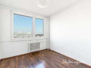 Pronájem bytu 4+kk, Praha, V Štíhlách, 80 m2