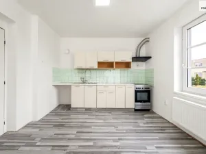 Prodej bytu 3+1, Veltruby, Bytovky, 88 m2