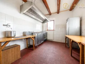 Prodej restaurace, Klášterec nad Ohří - Útočiště, 590 m2